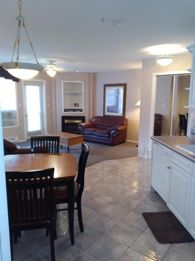فيرمونت هوت سبرينغز Fairmont Mountain View Villas المظهر الخارجي الصورة