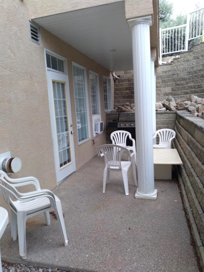 فيرمونت هوت سبرينغز Fairmont Mountain View Villas المظهر الخارجي الصورة